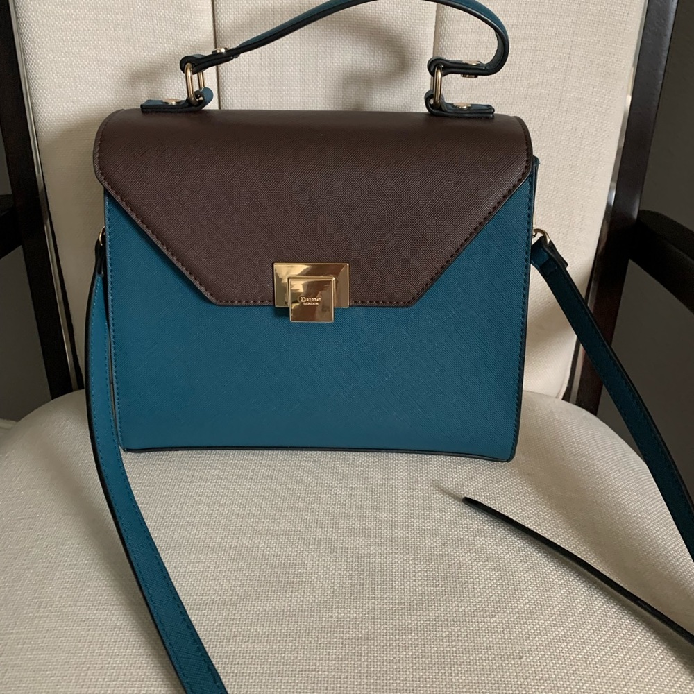 Cross body bag. Nice, structured bag, in good condition.